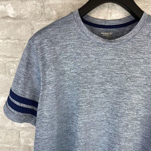 SALE Bundle of 2 Old Navy Athletic Workout Short Sleeve Tees Men's Size Large - Picture 6 of 10